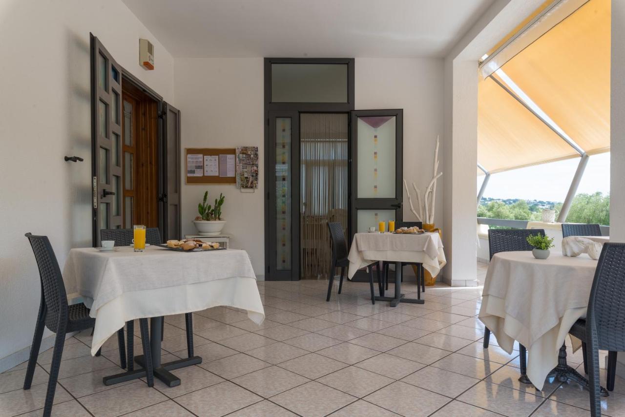 Piccolo Hotel Villa Rosa Ostuni Bagian luar foto