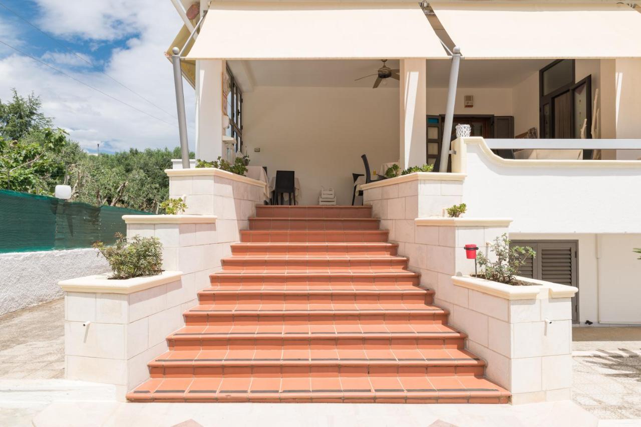 Piccolo Hotel Villa Rosa Ostuni Bagian luar foto