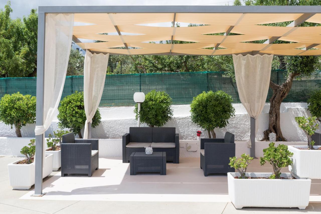 Piccolo Hotel Villa Rosa Ostuni Bagian luar foto